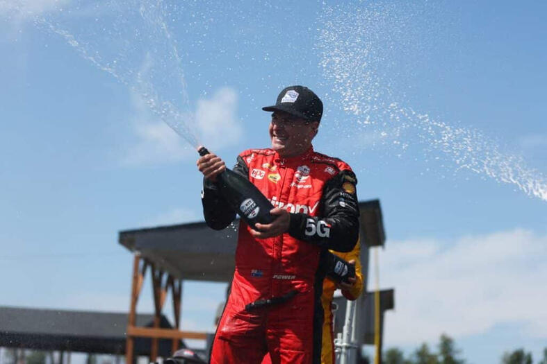 Article: Power stays in title fight with Portland win